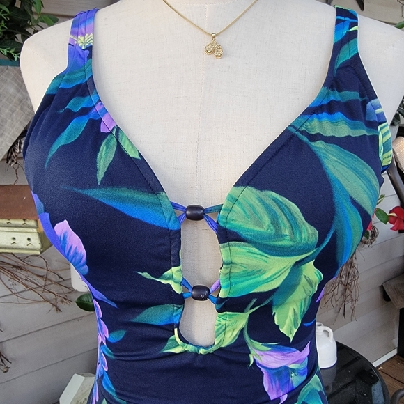 TRANSFORM ♡ Sweet 1pc Multi Color Floral Open Back Padded Bralette Swimsuit 12 - Picture 9 of 16